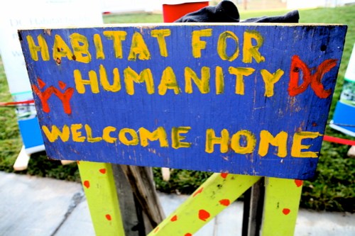 habitat-home-dedication-01.jpg