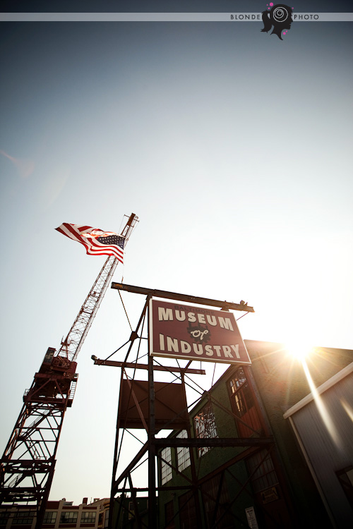 BLONDEPHOTO-RP-090530-044-7873